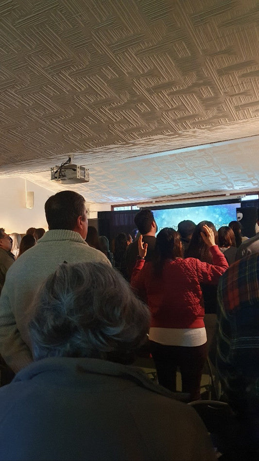 "Sintiendo la presencia de Dios..."